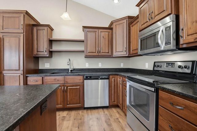 2873 Fairway Drive, Altoona, WI 54720