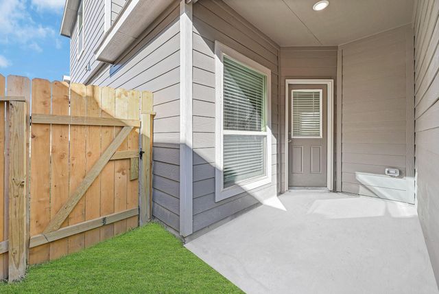 24723 Thornbluff Briar Trail, Huffman, TX 77336