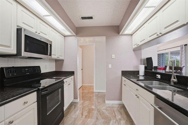 6125 NANTUCKET LANE, Spring Hill, FL 34608