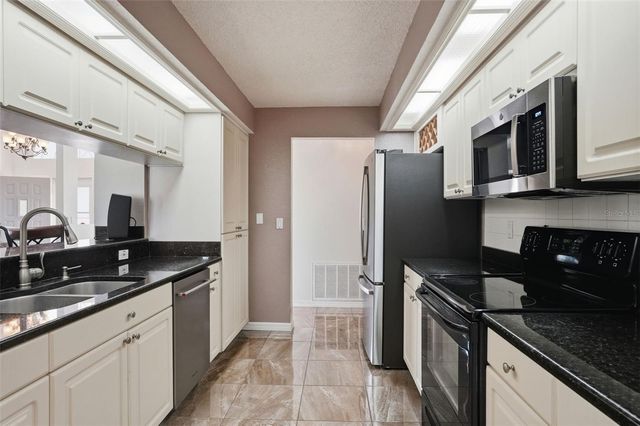 6125 NANTUCKET LANE, Spring Hill, FL 34608