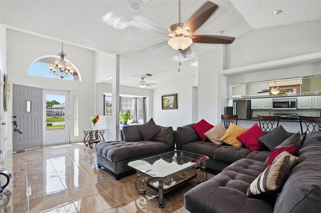 6125 NANTUCKET LANE, Spring Hill, FL 34608