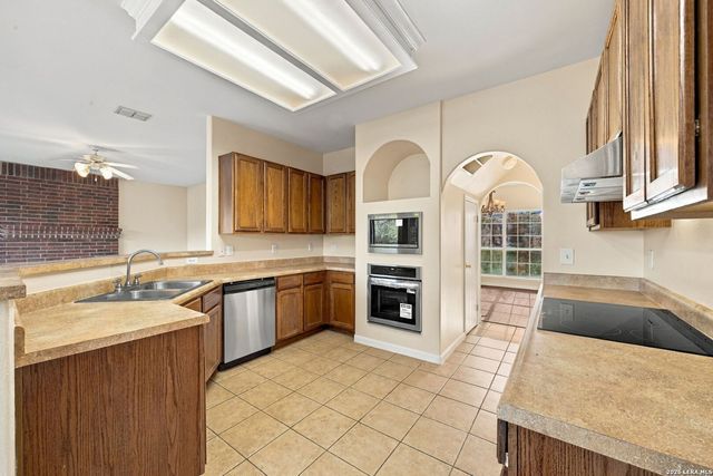 34 Glen Canyon, San Antonio, TX 78258