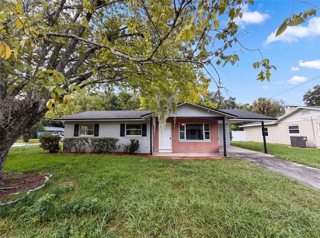 1735 JEFFERSON DRIVE, Mount Dora, FL 32757