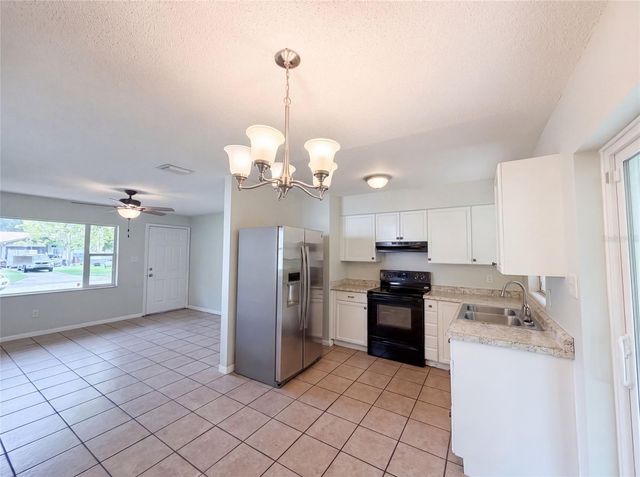 1735 JEFFERSON DRIVE, Mount Dora, FL 32757