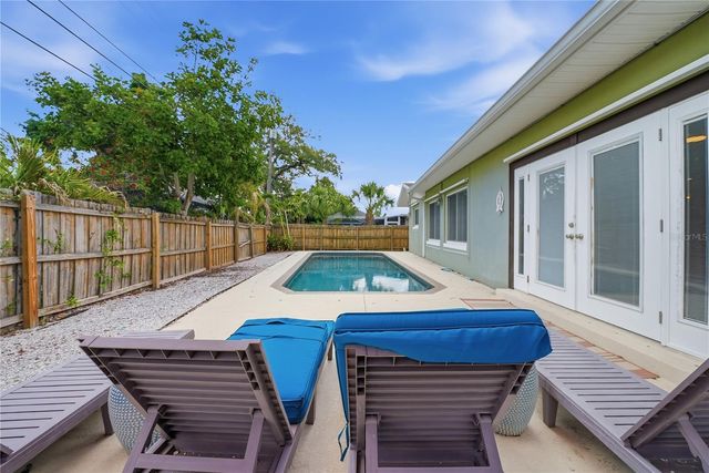 955 INDIAN ROCKS ROAD S, Largo, FL 33770