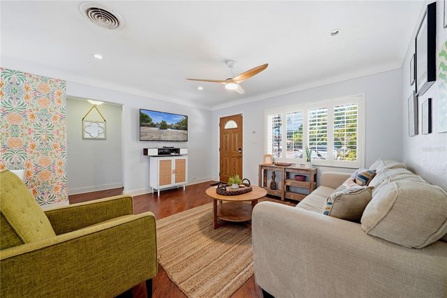 955 INDIAN ROCKS ROAD S, Largo, FL 33770