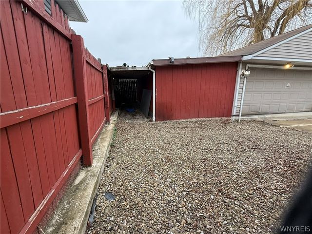 26 Trowbridge Street, Buffalo, NY 14220