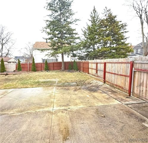 26 Trowbridge Street, Buffalo, NY 14220