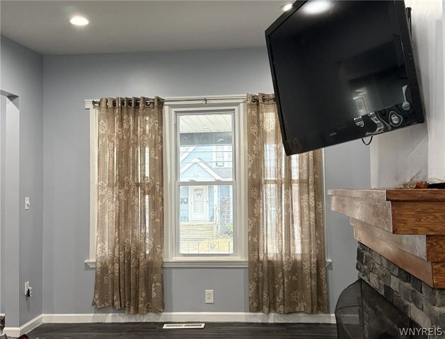 26 Trowbridge Street, Buffalo, NY 14220