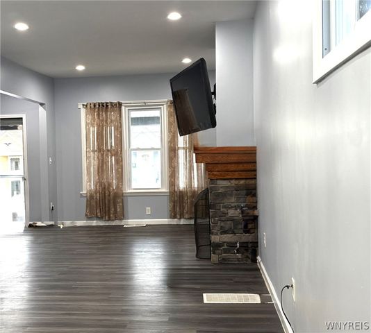 26 Trowbridge Street, Buffalo, NY 14220