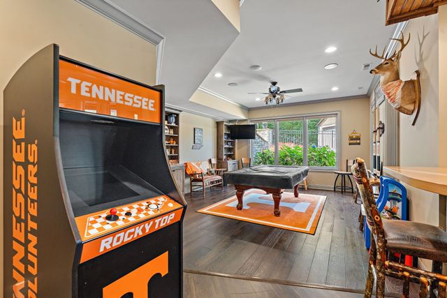 6704 Highway 52, W, Lafayette, TN 37083