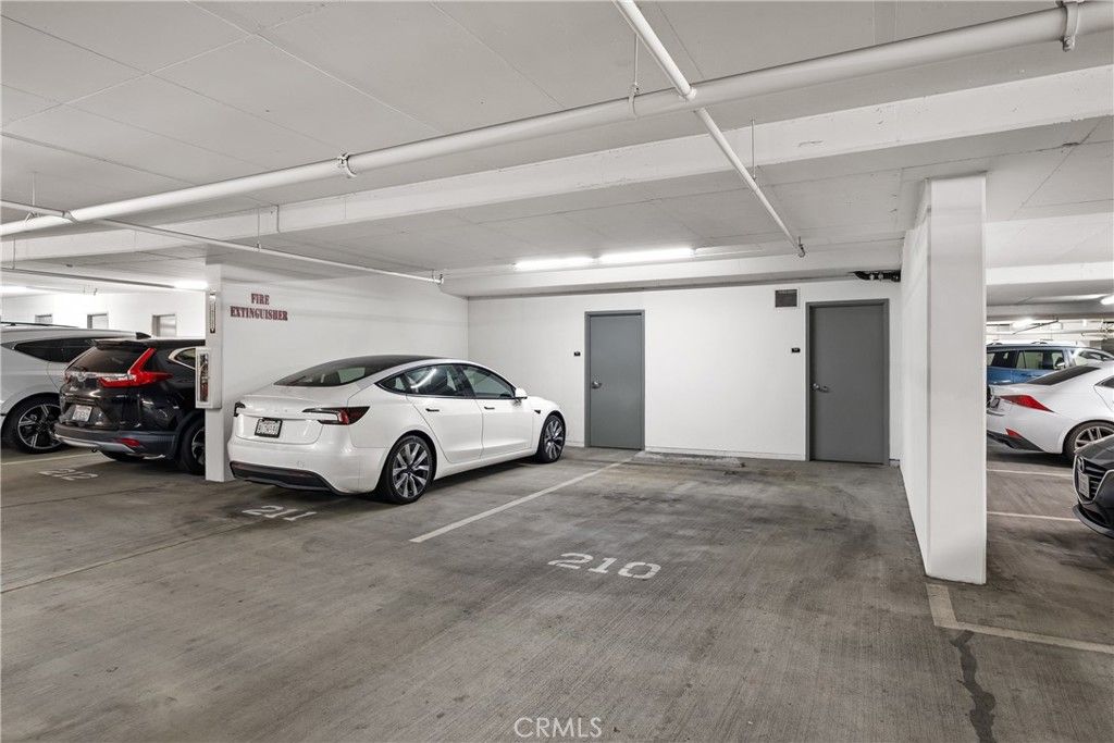 Image 30 of property listing at 800 The Mark Lane 1806, San Diego, CA 92101