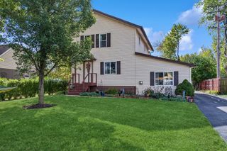 25W361 Doris Avenue, Carol Stream, IL 60188