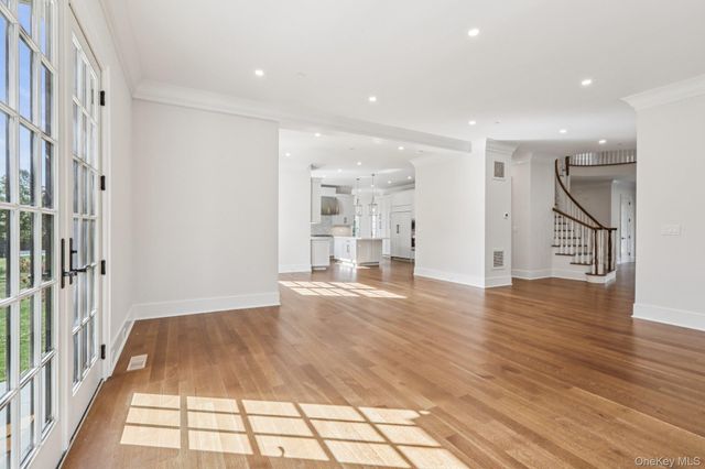 15 High Point Terrace, Scarsdale, NY 10583