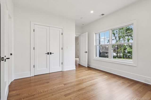 15 High Point Terrace, Scarsdale, NY 10583