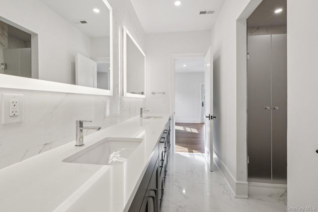 15 High Point Terrace, Scarsdale, NY 10583