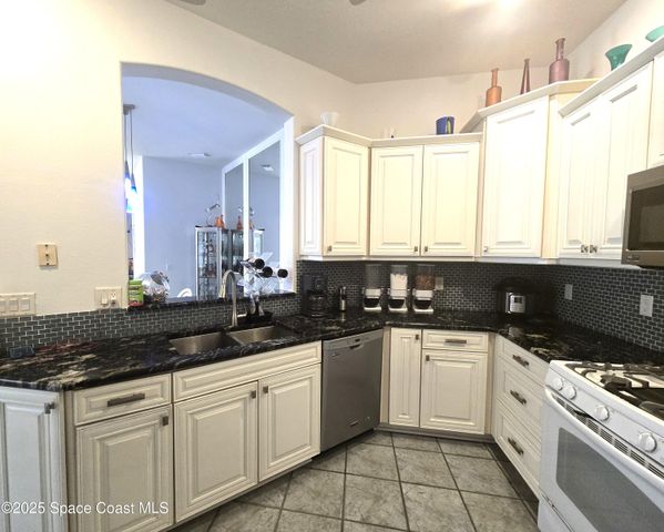 382 Carmel Drive, Melbourne, FL 32940