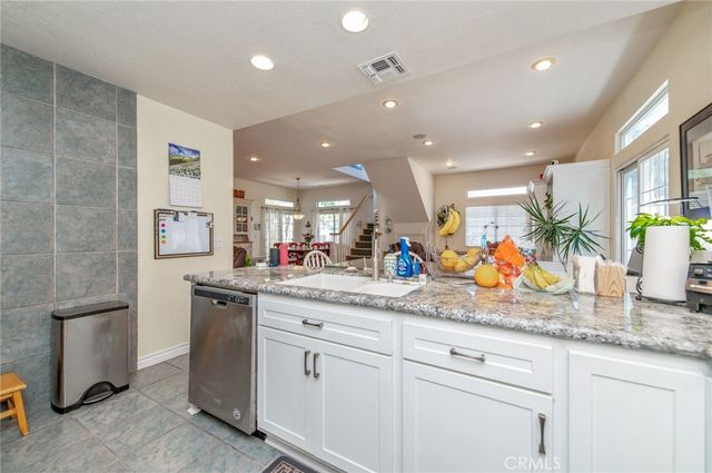 17586 Lebanon, Irvine, CA 92614