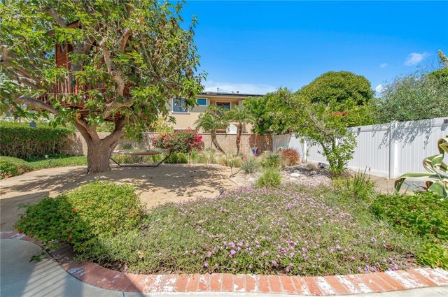 17586 Lebanon, Irvine, CA 92614
