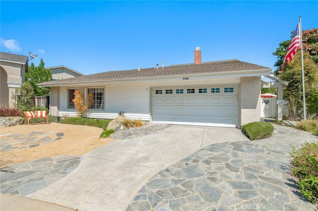 17586 Lebanon, Irvine, CA 92614