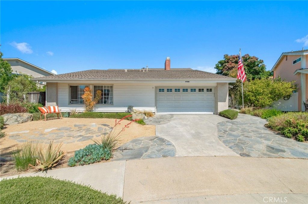 17586 Lebanon, Irvine, CA 92614