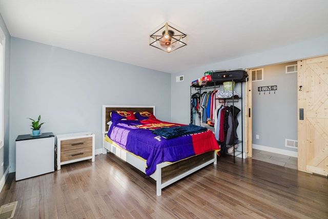 65 Armsby St, New Bedford, MA 02745