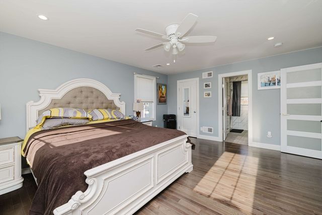 65 Armsby St, New Bedford, MA 02745