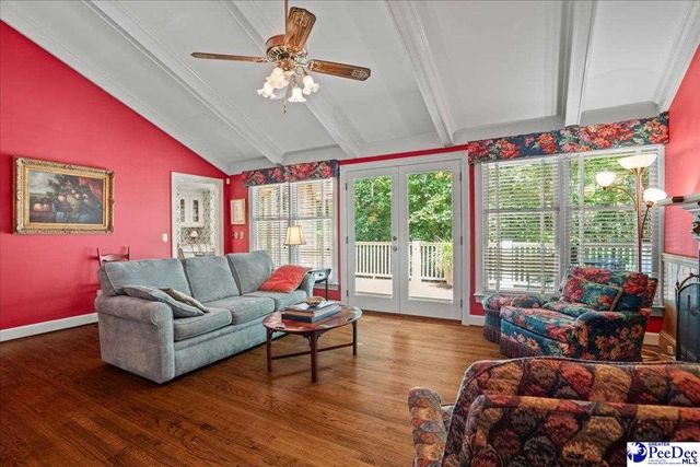 200 Westover Drive, Hartsvile, SC 29550
