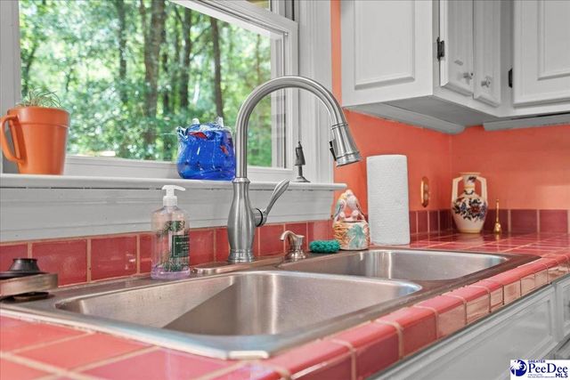 200 Westover Drive, Hartsvile, SC 29550