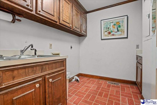 200 Westover Drive, Hartsvile, SC 29550
