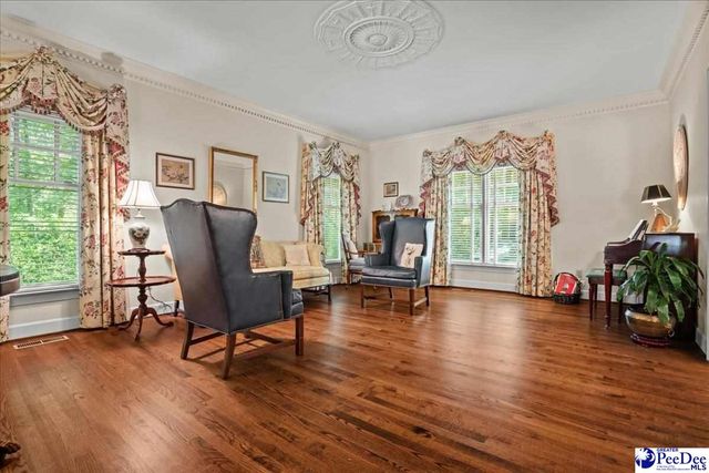 200 Westover Drive, Hartsvile, SC 29550