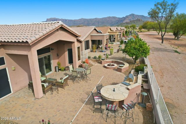 6733 S FAIRWAY Drive, Gold Canyon, AZ 85118