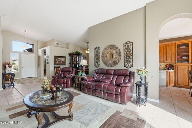 6733 S FAIRWAY Drive, Gold Canyon, AZ 85118