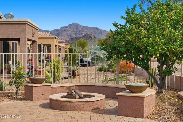 6733 S FAIRWAY Drive, Gold Canyon, AZ 85118