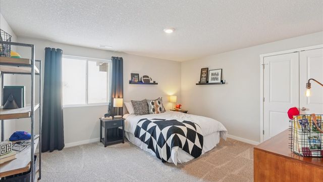 600 11th Street, Waukee, IA 50263