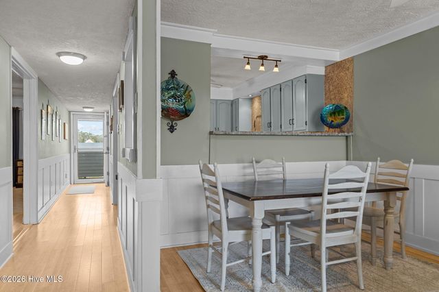 118 Lake Avenue 303, Morehead City, NC 28557