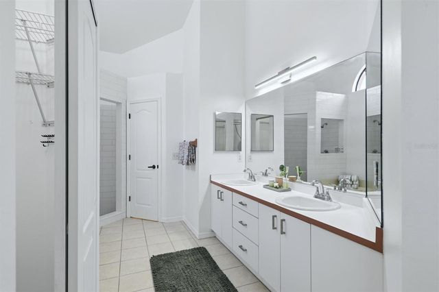 5667 BEAURIVAGE AVENUE, Sarasota, FL 34243