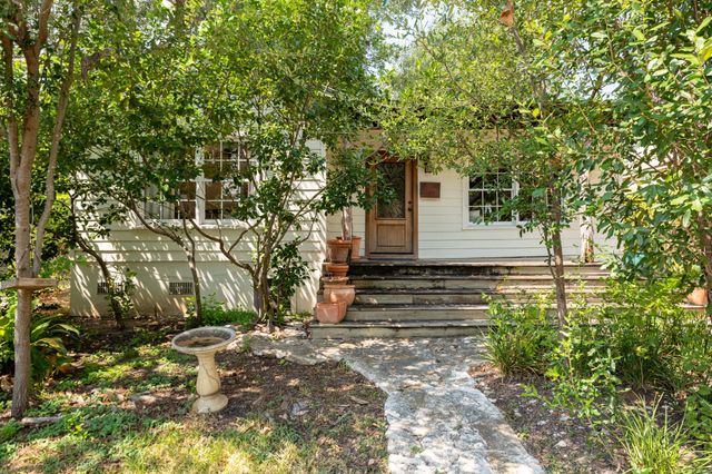 2410 Dormarion LN, Austin, TX 78703