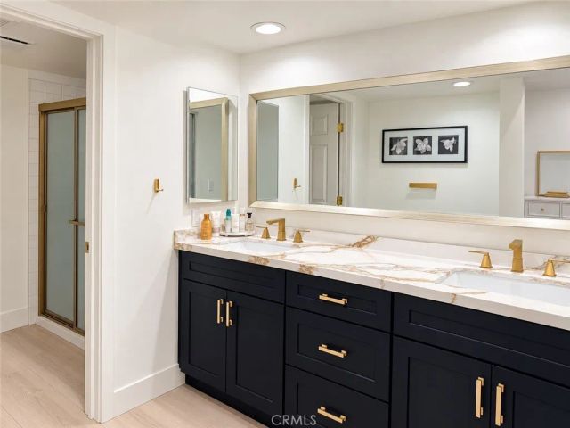 437 E Palm Avenue 207, Burbank, CA 91501