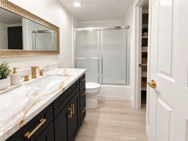 437 E Palm Avenue 207, Burbank, CA 91501