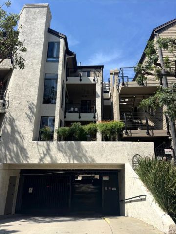437 E Palm Avenue 207, Burbank, CA 91501