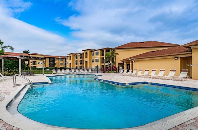 4323 BAYSIDE VILLAGE DRIVE 202, Tampa, FL 33615