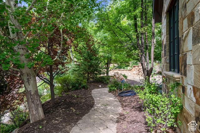 4601 N FOOTHILL DR, Provo, UT 84604