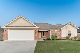 956 Maple View Street, Tontitown, AR 72762