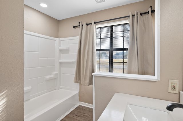 208 Maple Street, Gunter, TX 75058