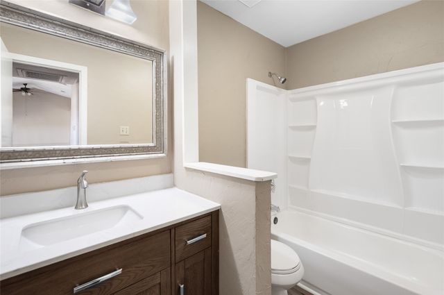 208 Maple Street, Gunter, TX 75058