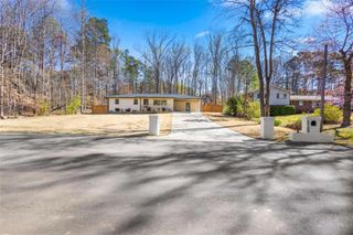 5109 Dogwood Hills Drive, Sugar Hill, GA 30518