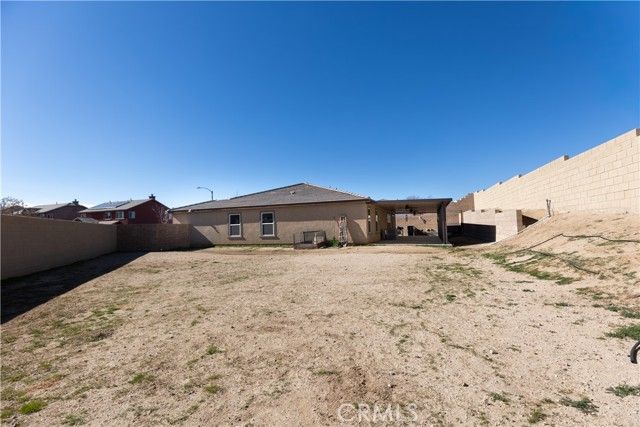 16664 Hawks Hill, Victorville, CA 92395