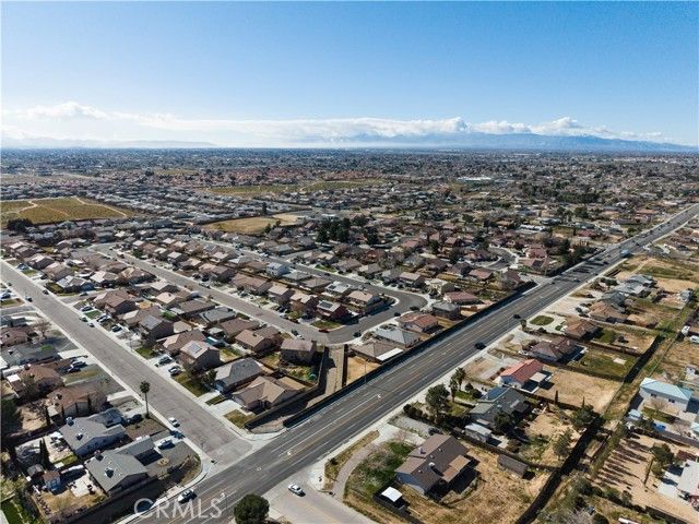 16664 Hawks Hill, Victorville, CA 92395