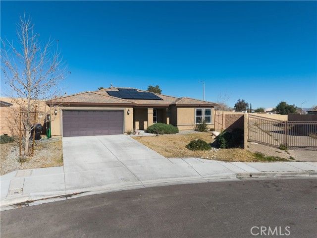 16664 Hawks Hill, Victorville, CA 92395